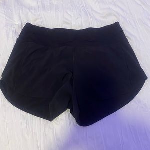 Lululemon Speed Up Shorts 2.5